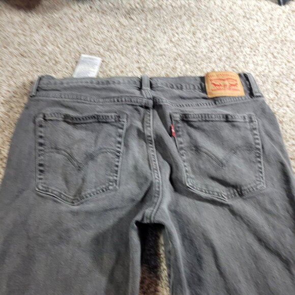 Levi's Jeans Womens 30x26 Gray Boyfriend Denim Distressed - Picture 6 of 8